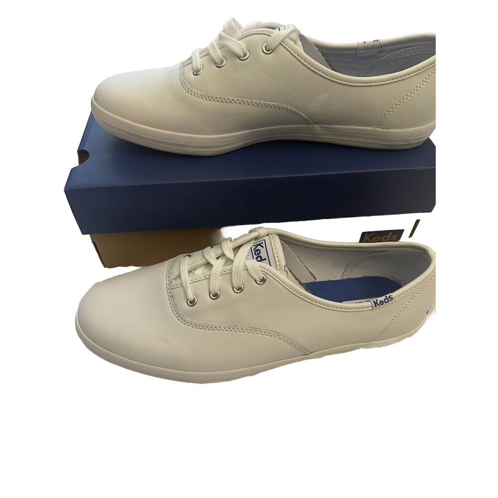 New KEDS Size 8.5 Wide Champion White Lea Women’s Sneakers